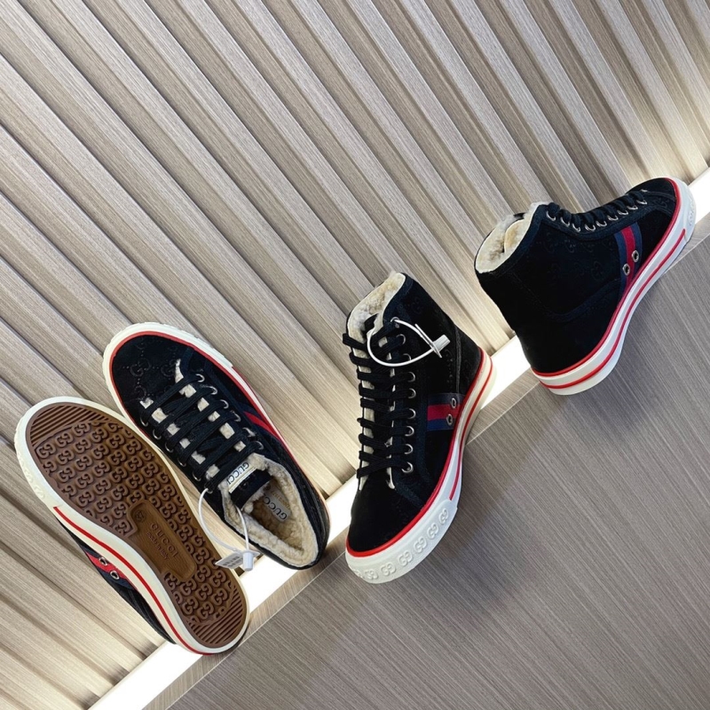 G*u*i casual shoes